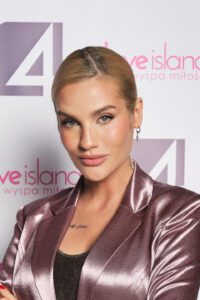 Karolina Gilon – prowadząca Love Island. Kim jest, wiek, kiedyś, Instagram, mąż