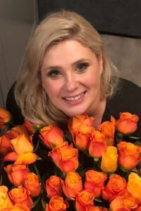 Ela Romanowska dostała KWIATY na pożegnanie w NASZ NOWY DOM