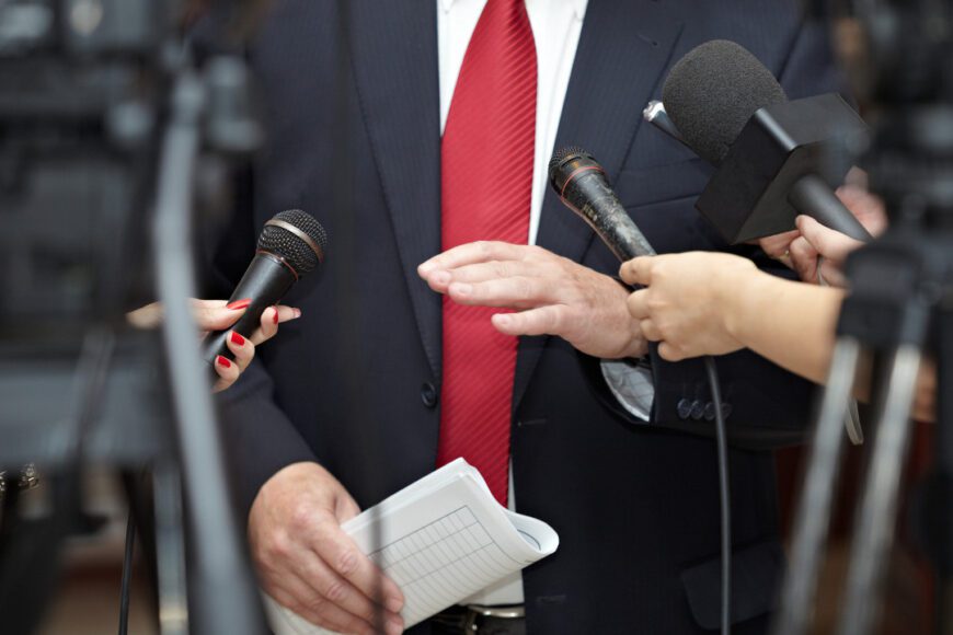 Radio ZET prezentuje powiązania mediów z polityką