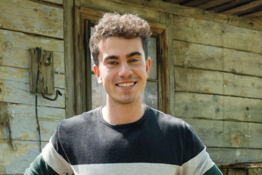 Maciek nowym uczestnikiem „Farmy”. Kim jest?