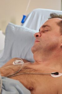 Na Wspólnej – odcinek 3775. Sławek trafia do szpitala