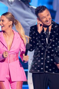 Nic dwa razy się nie zdarza. Ale nie w Twoja twarz brzmi znajomo